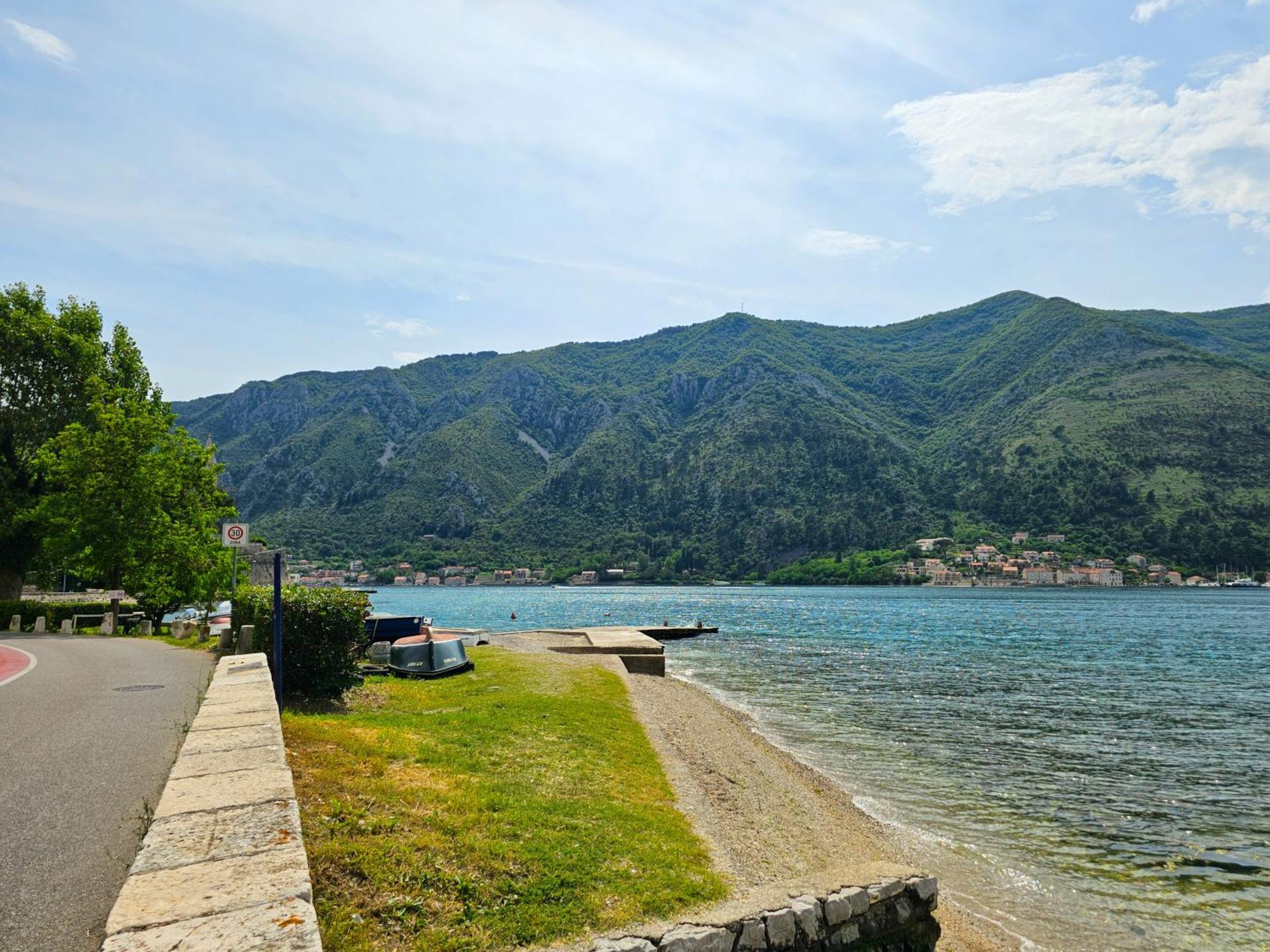 Andrea Lux * Kotor