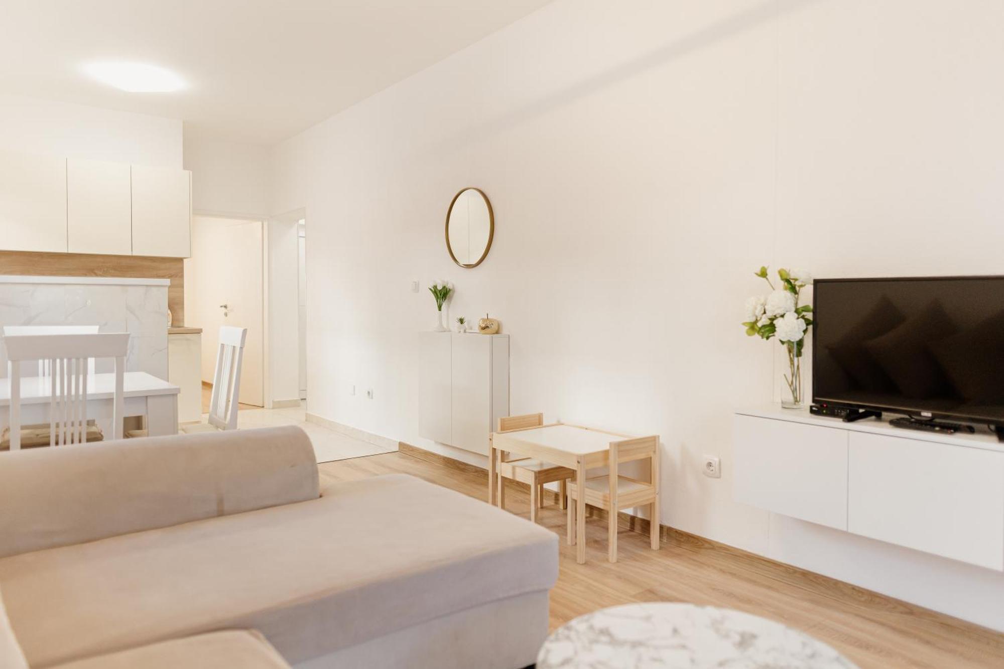 Andrea Lux Apartment *